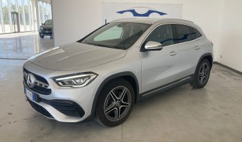 Mercedes Benz GLA 200 d Premium auto completo