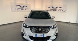 Peugeot 2008 PureTech 130 S&S Allure Navi Pack