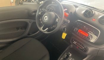 Smart Fortwo eq Pure 22KW completo