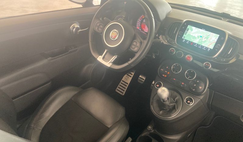 Abarth 595 1.4 Turbo T-Jet 165 CV Scorpioneoro completo